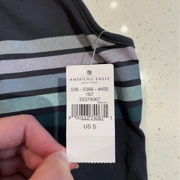 🆕 American Eagle | Stripe Cropped Cami Tank Size Small - Picture 2 of 3